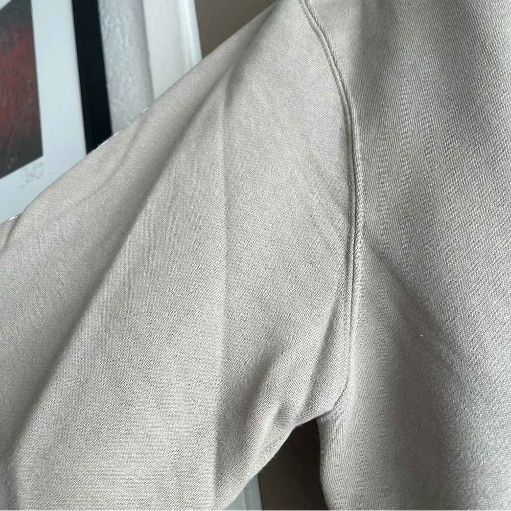 Taylor Swift The Tortured Poets Department Beige Crewneck - Size Medium - Picture 5 of 8